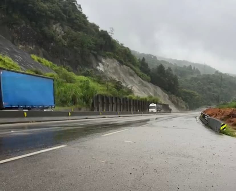 Tráfego no Morro dos Cavalos é parcialmente liberado nos dois sentidos