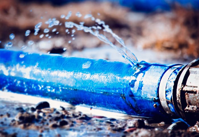 Bairros São Martinho e Caruru podem ter abastecimento de água comprometido até a madrugada desta quarta (3)