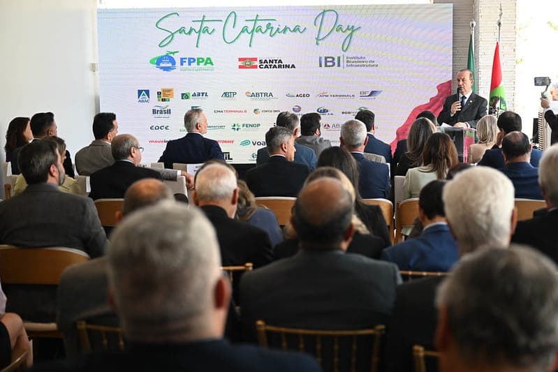 Licitação para contratação de projetos para reestruturação do canal de acesso ao Porto de Laguna é autorizada