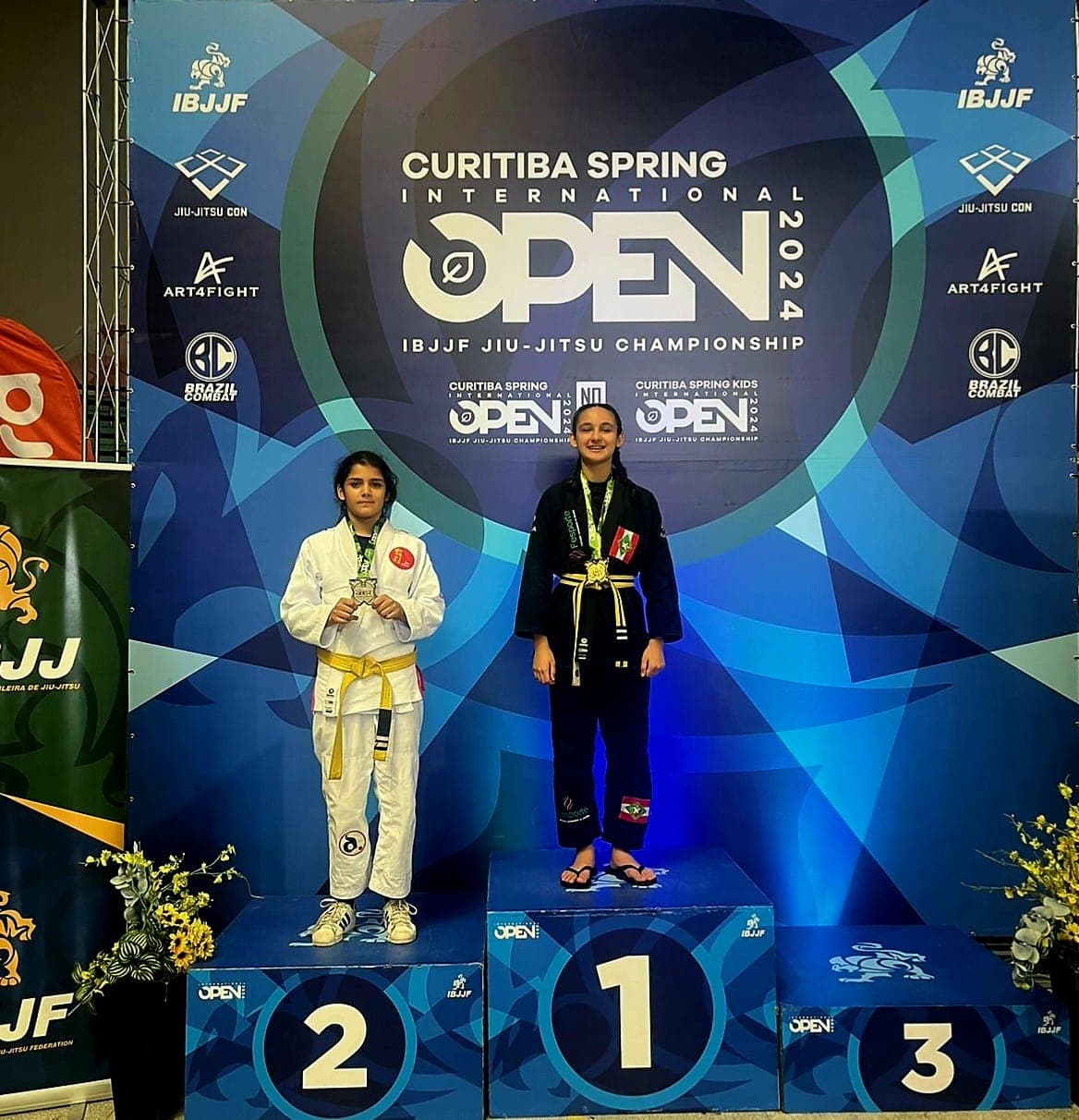 Atleta de Tubarão é campeã de competição internacional de jiu-jitsu