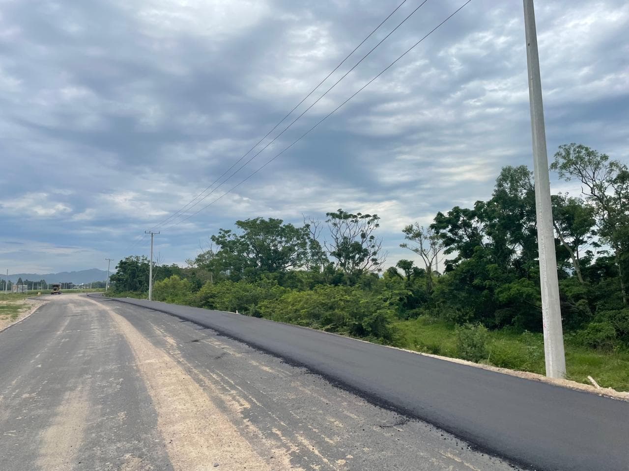 Rodovia Aggeu Medeiros tem 3,2 km asfaltados e mais 7 km prontos para receber asfalto