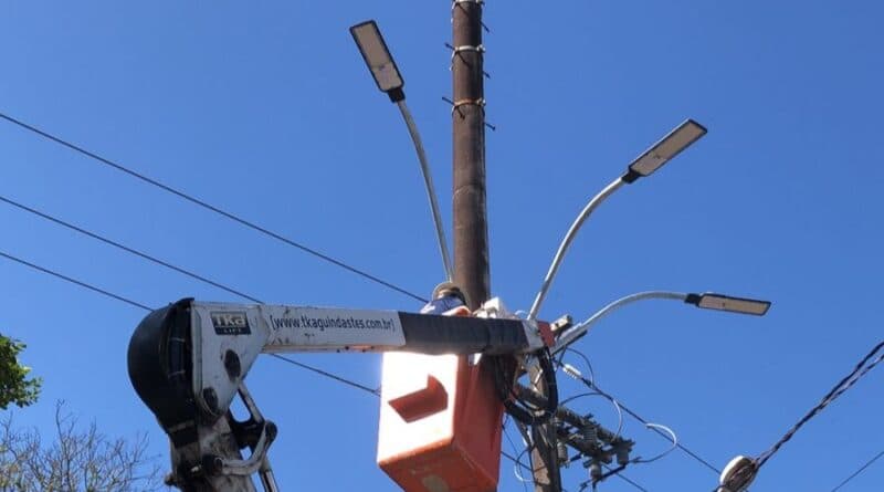 Praça de alimentação da antiga rodoviária de Tubarão recebe mais iluminação