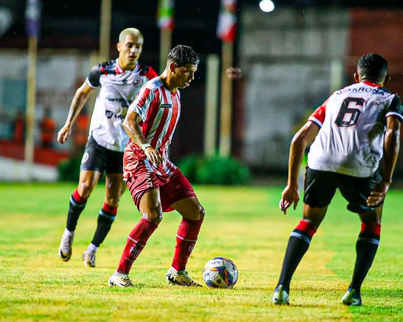 CATARINENSE: Hercílio Luz conquista a primeira vitória, mas segue na lanterna