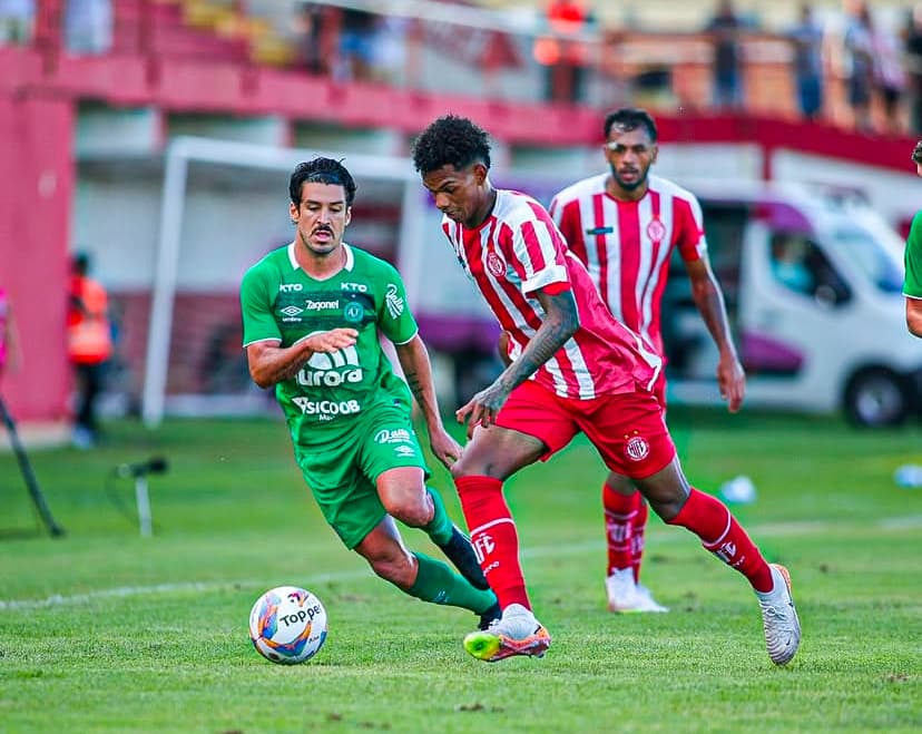 CATARINENSE: Em jogo equilibrado, Hercílio empata com a Chapecoense