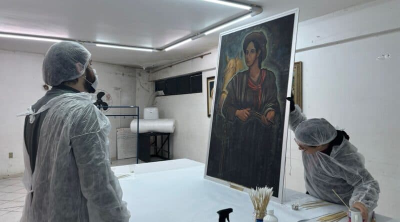 Obras do Museu Willy Zumblick passam por processo de higienização