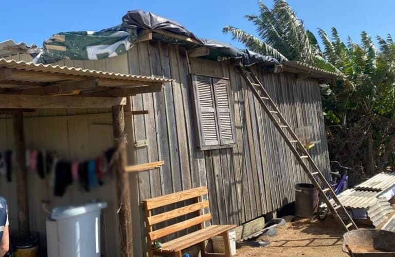 Rajadas de vento chegaram a 75,1 km/h em Tubarão durante passagem de ciclone