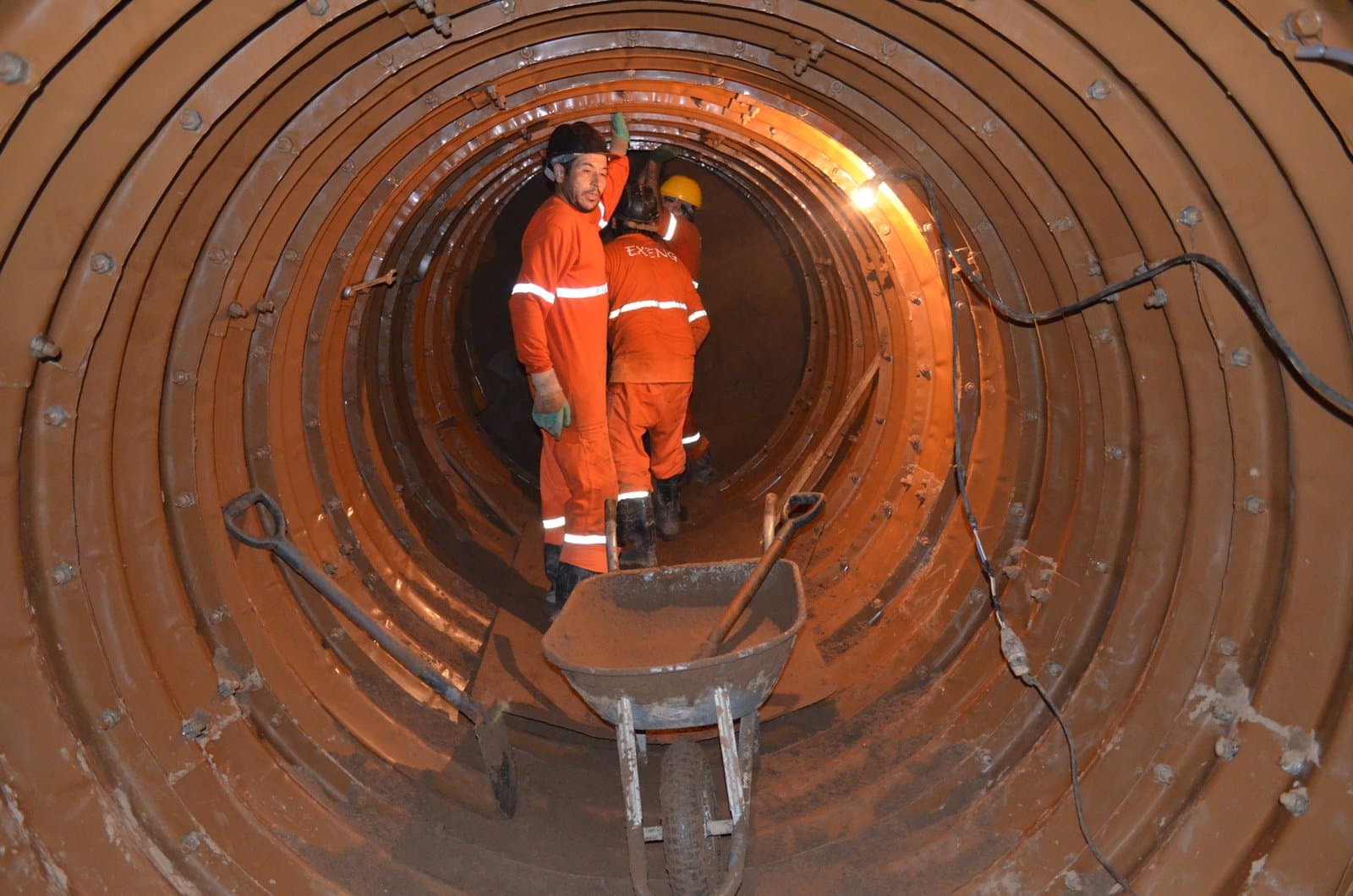Túnel acabará com alagamentos na Rua Padre Dionísio da Cunha Laudth