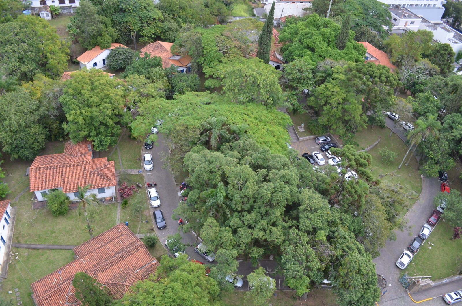 Prefeitura quita dívida e se torna proprietária definitiva do Paço Municipal