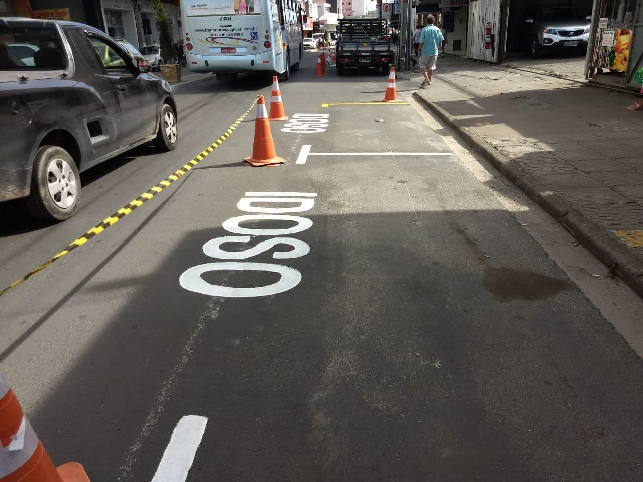 Ruas ganham sinalização horizontal