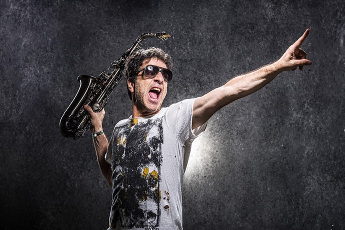 George Israel, do Kid Abelha, se apresenta nessa sexta-feira (15), na Be Liv