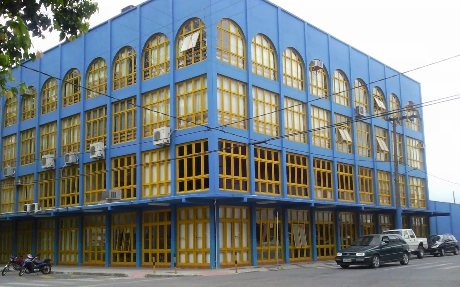 MP: Factoring não pode cobrar cheque pré-datado de clientes do Colégio Energia