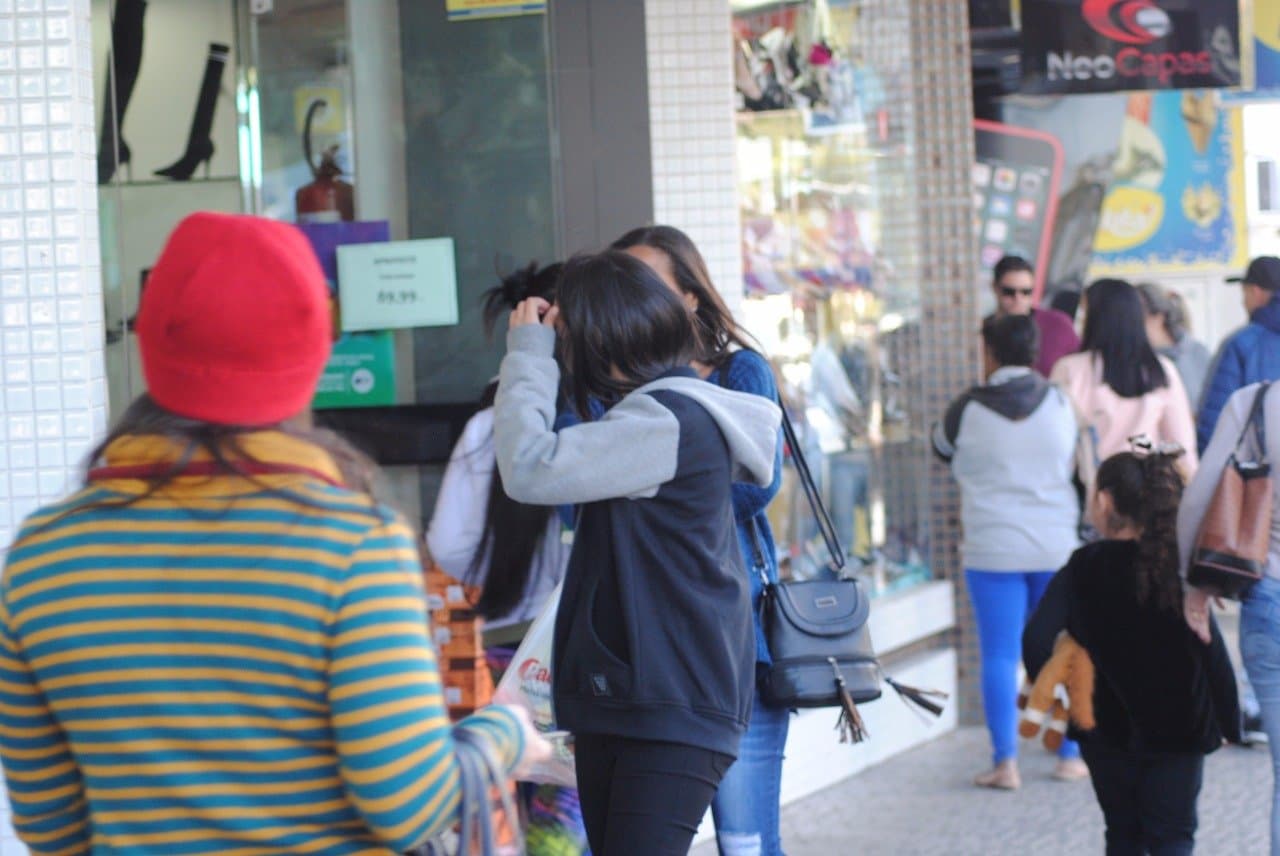 Comércio abre normalmente nesta terça-feira (21), feriado de Tiradentes