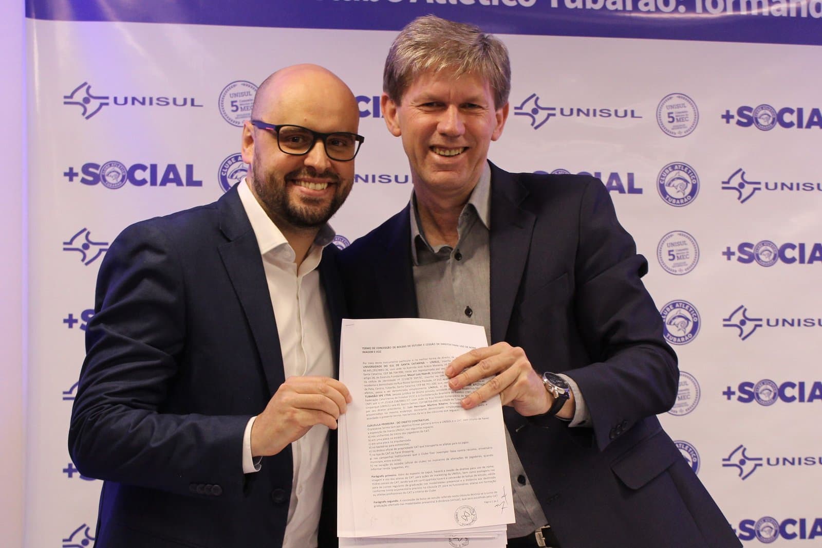 Atlético Tubarão e Unisul firmam parceria para ofertar bolsas de estudos aos atletas