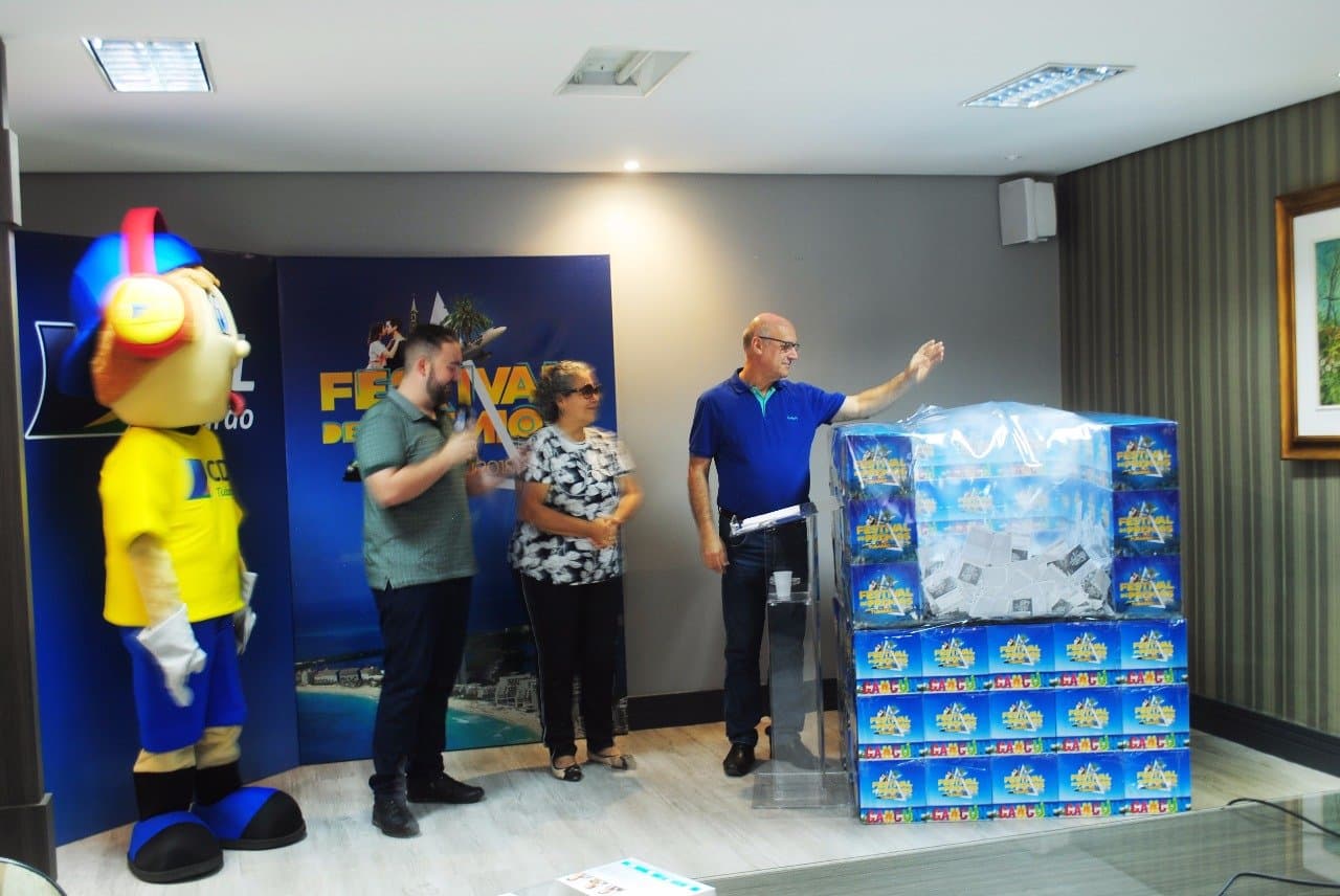 Com transmissão do ExtraSC, Festival de Prêmios faz penúltimo sorteio nesta quarta-feira (28)