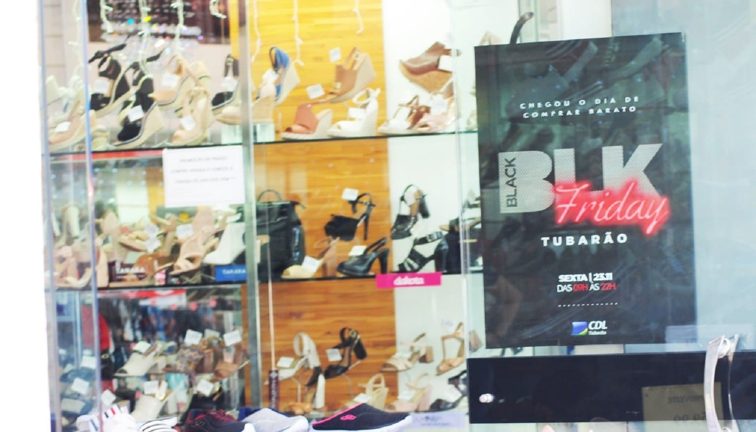 Sexta-feira de Black Friday no comércio de Tubarão