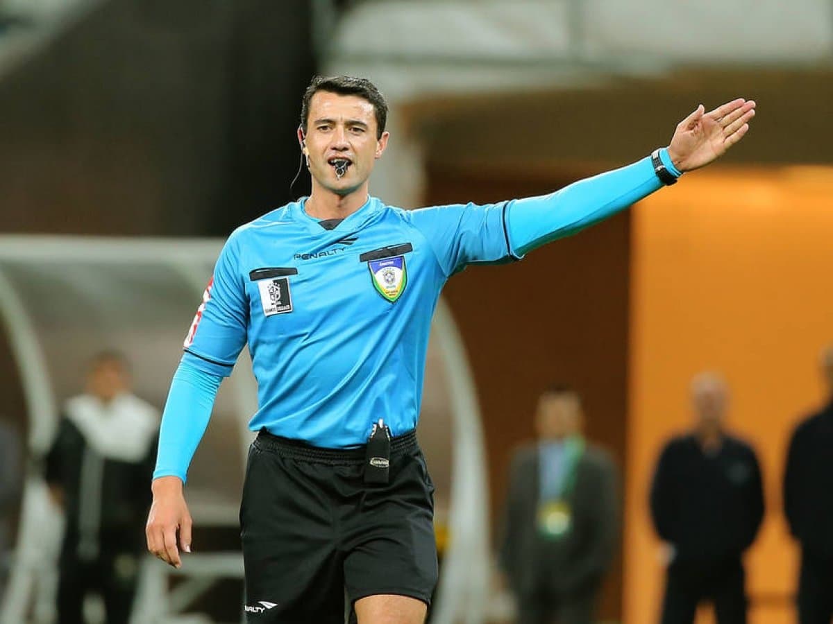 Imbitubense Braulio da Silva Machado vai apitar estreia do Flamengo no Brasileirão