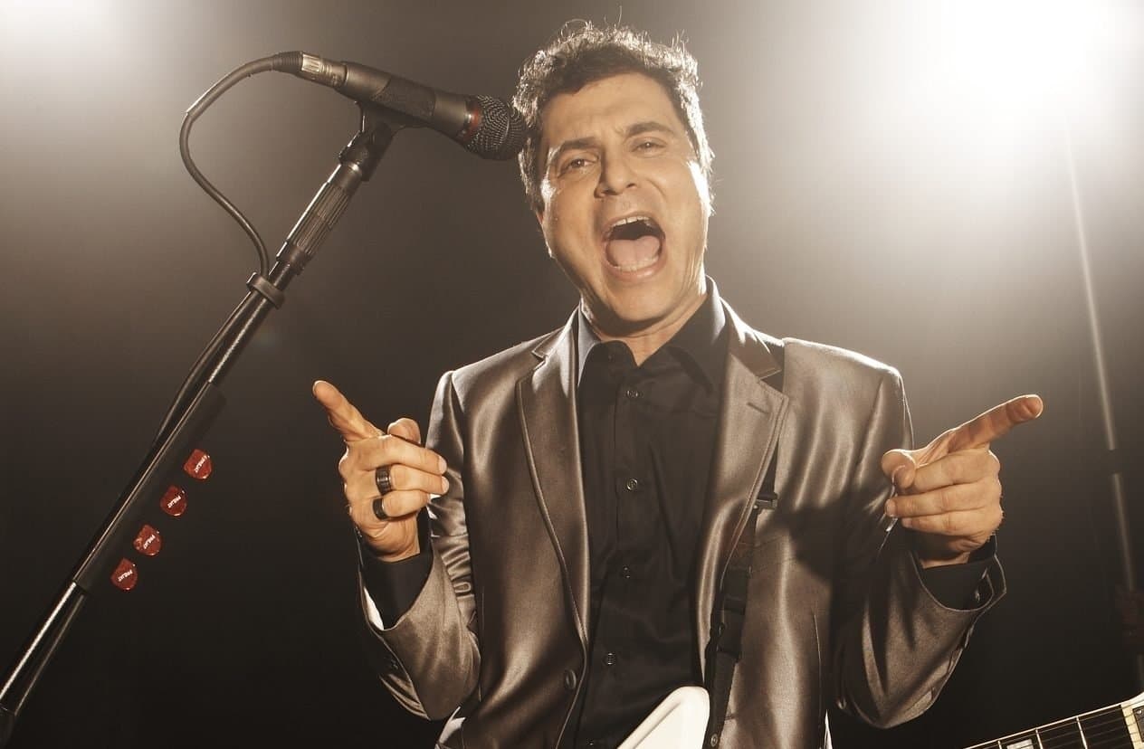 Frejat apresenta show "Voz e Violão" nesta quarta (14), na Hangar