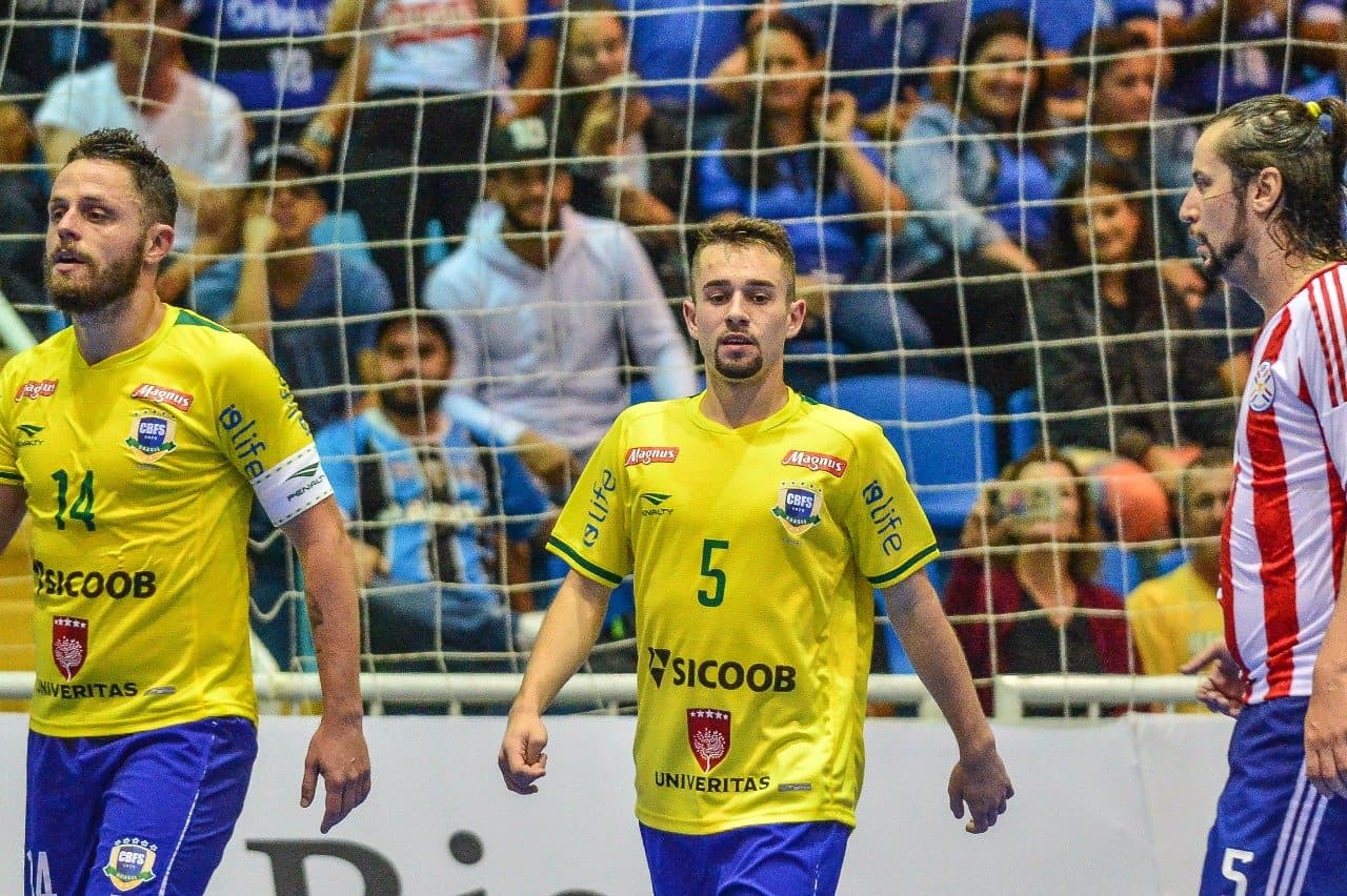 Atleta do Tubarão Futsal é indicado a melhor do mundo