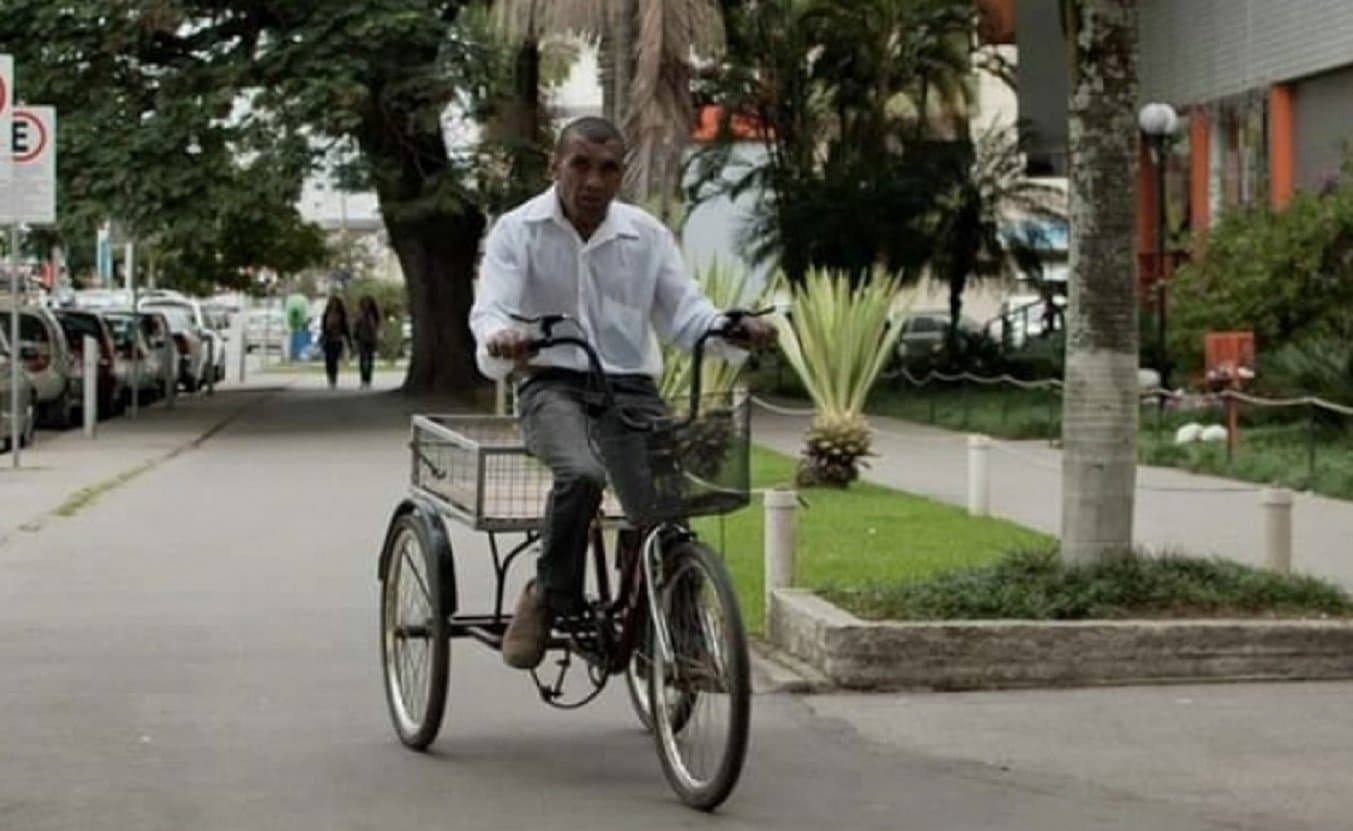 Zé Caetano tem sua bicicleta adaptada furtada; PM recuperou o veículo
