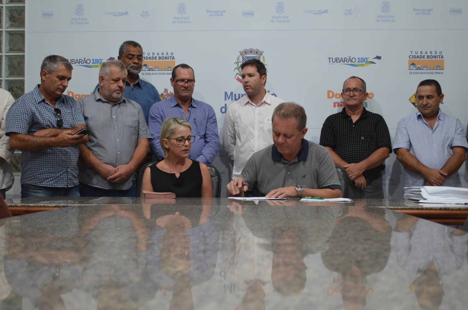 Ordem de serviço para passarela de concreto é assinada; prazo é de 10 meses