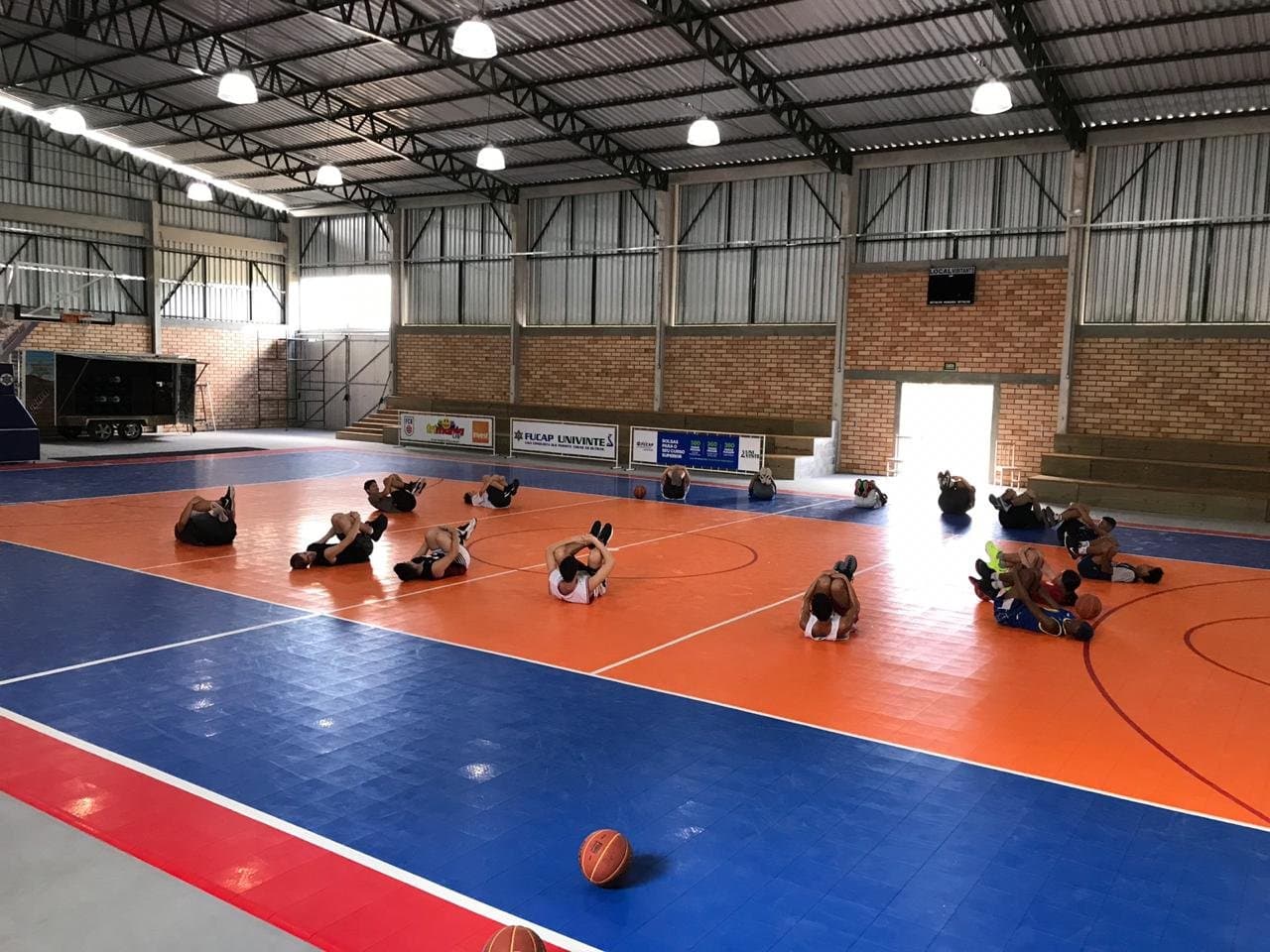 Basquete de Tubarão disputa o Campeonato Estadual Sub-17