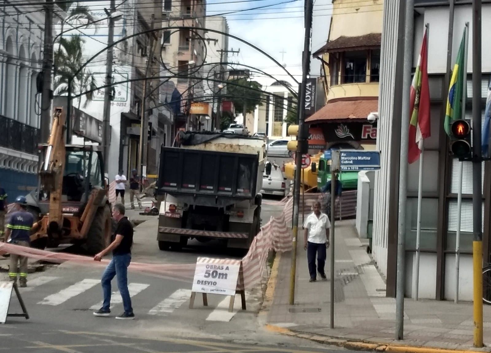 Dez ruas estarão com obras nesta quarta-feira (27)