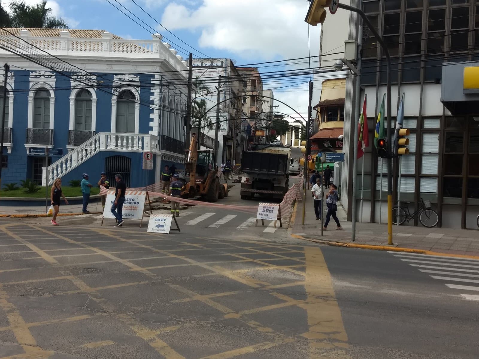 Dez ruas terão obras de nesta terça-feira (26)