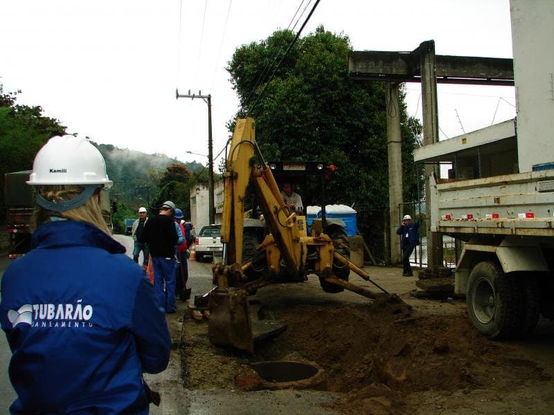 Moradores do bairro Oficinas são convidados para reunião sobre o sistema de esgoto