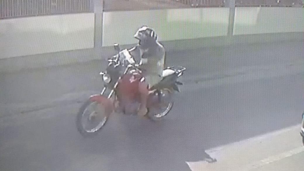 Preso o motociclista ladrão de bolsas