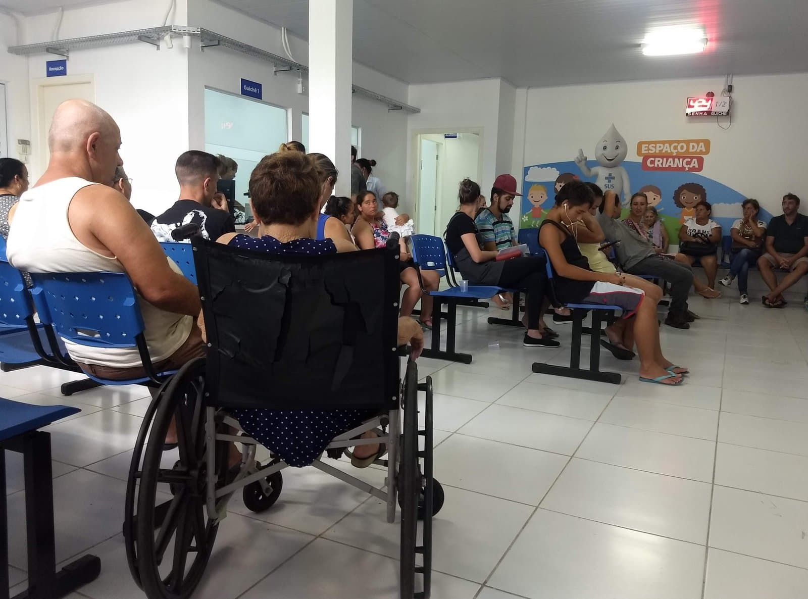 No primeiro mês até as 22 horas, Policlínica atendeu mais de 1.400 pacientes