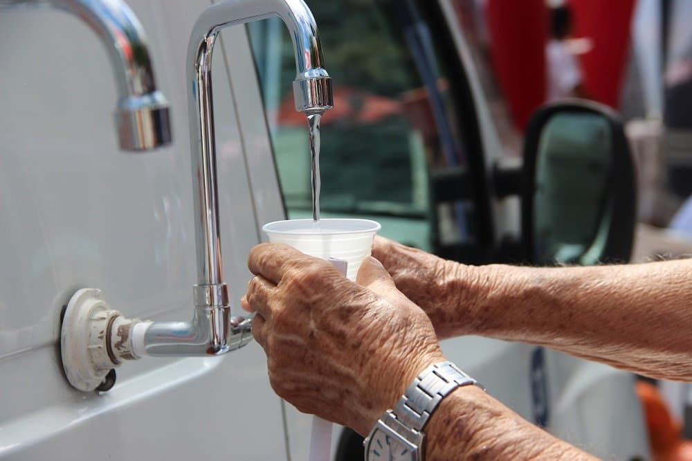 Bebedouro Móvel desperta a atenção de consumidores em eventos