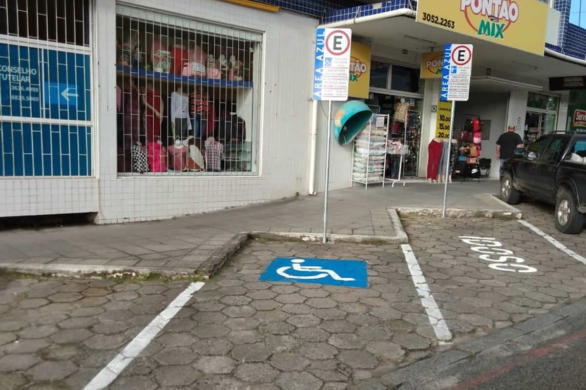 Vereador quer que idosos e deficientes fiquem isentos de pagamento na Área Azul