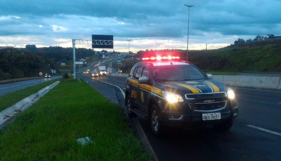 PRF intensifica as fiscalizações no feriadão