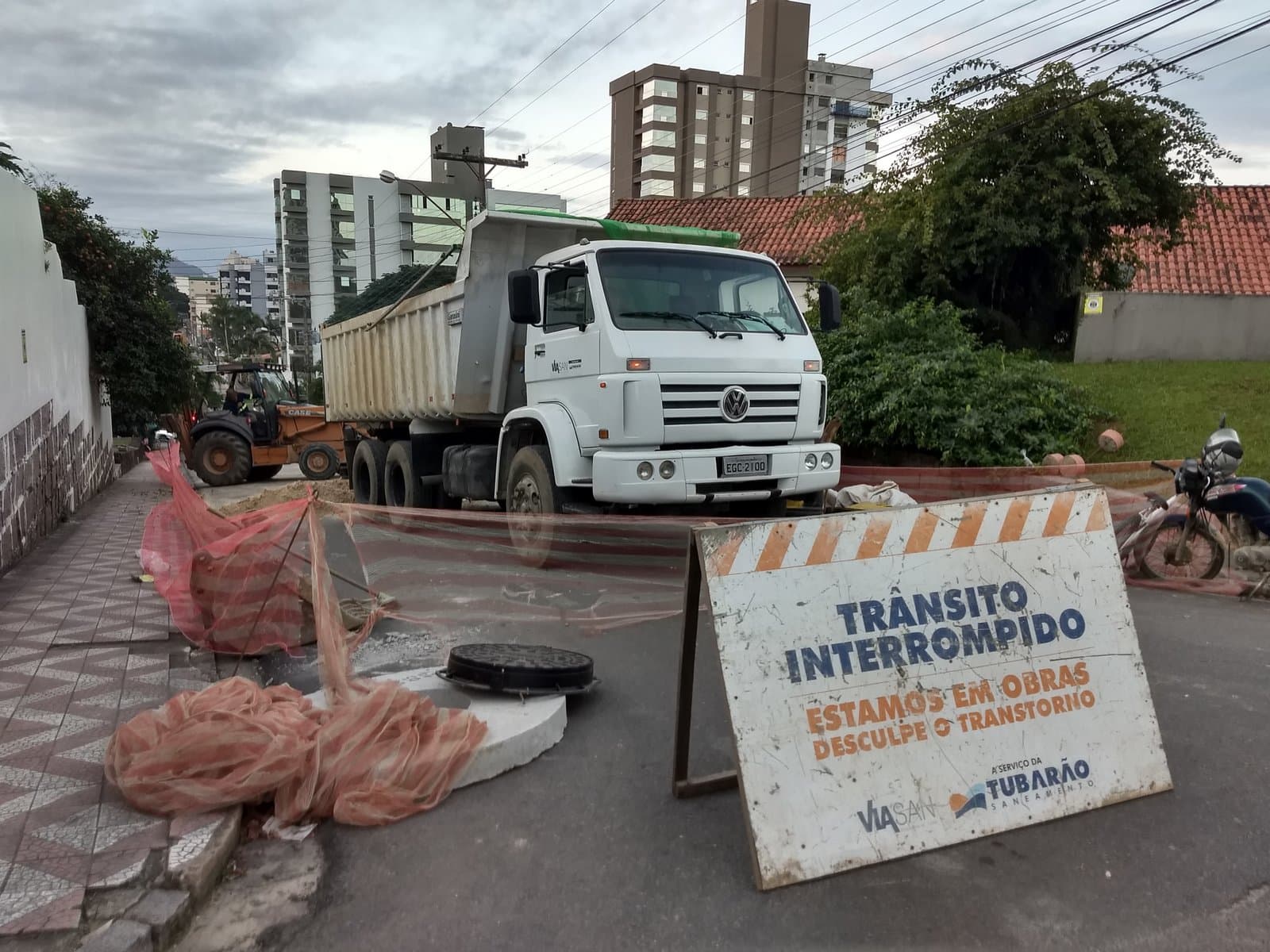 Dez ruas estarão em obras neste feriado