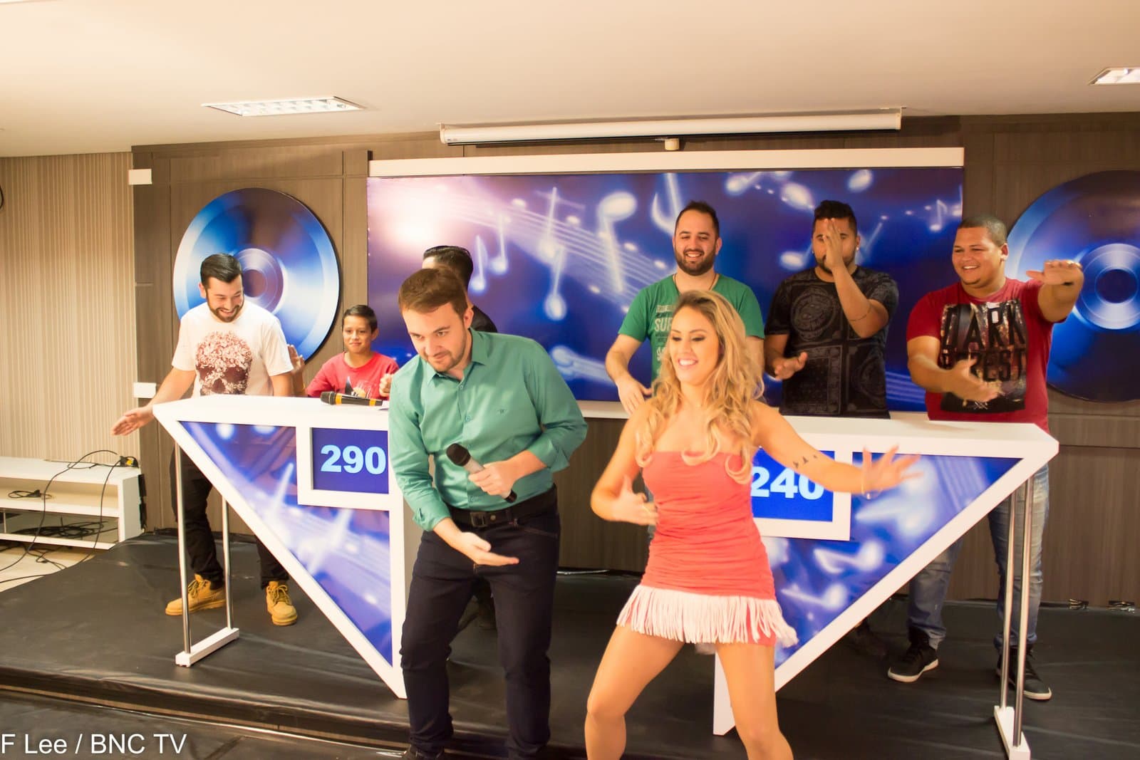 Sete Notas: colégios e bandas se enfrentam em episódios republicados