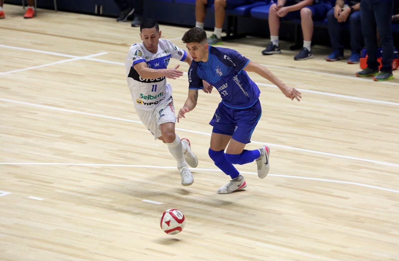 LIGA FUTSAL: Tubarão reage no segundo tempo e consegue o empate com o Minas