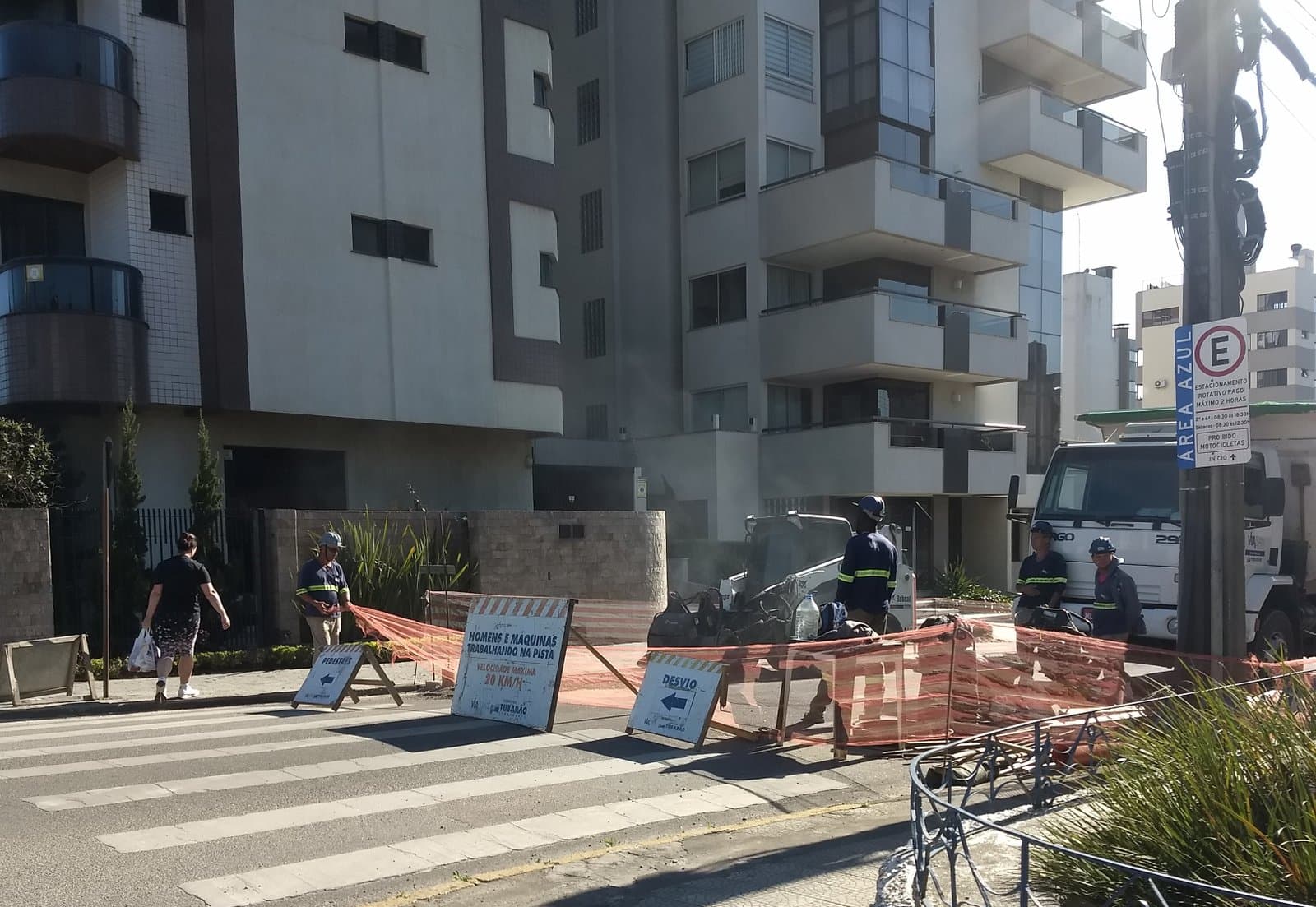 Nove ruas estarão em obras nesta quarta-feira (23)