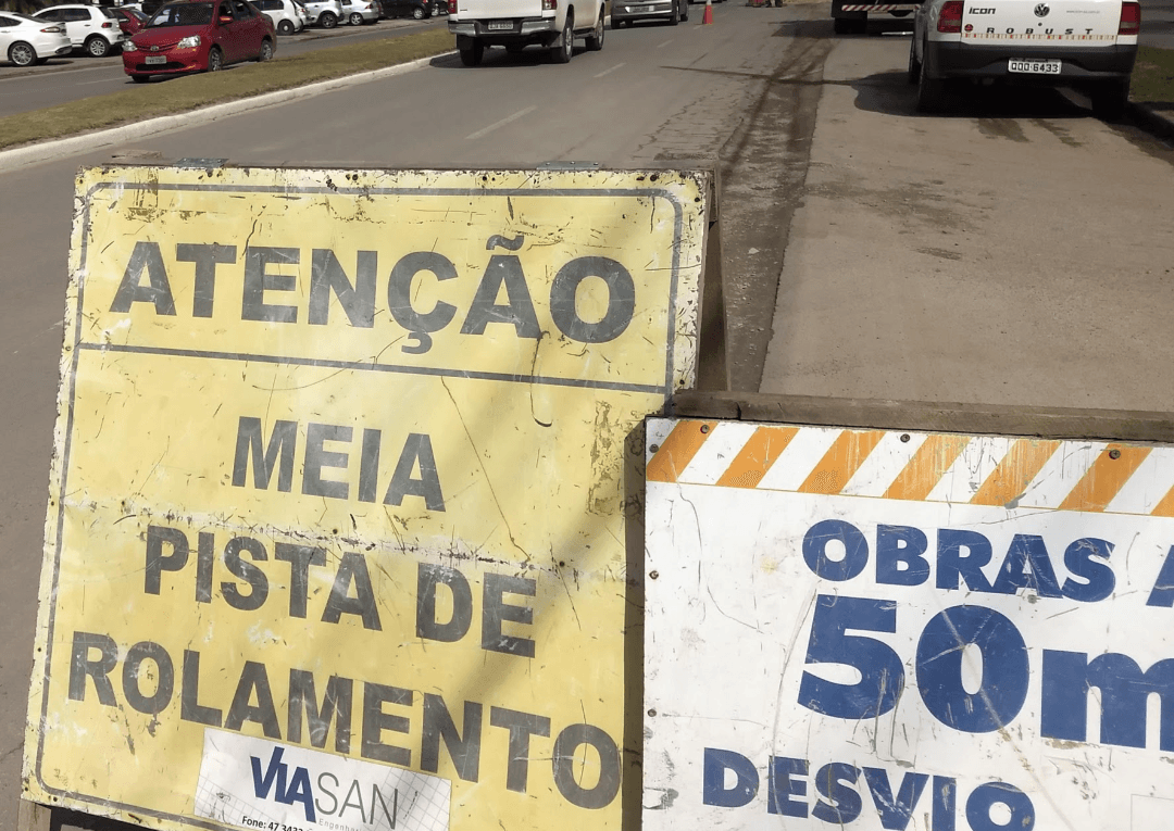 Oito ruas estarão em obras nesta quinta-feira (24)