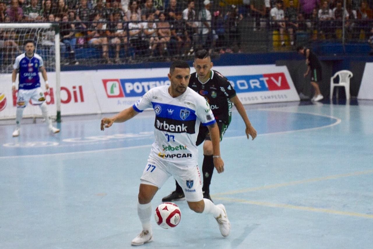 LIGA FUTSAL: Tubarão perde o jogo de ida das oitavas