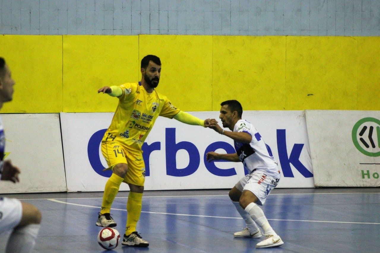 LIGA FUTSAL: Com desempenho histórico, Tubarão vence e termina primeira fase entre os quatro melhores