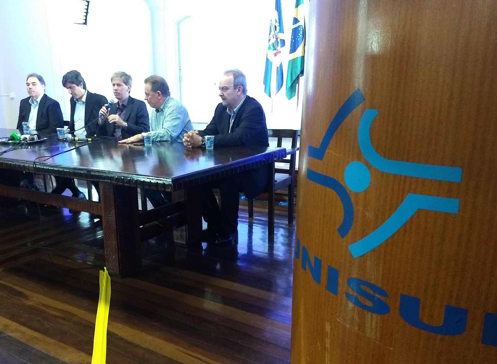 Mais de R$ 17 milhões em impostos e salários atrasados são pagos pela Unisul