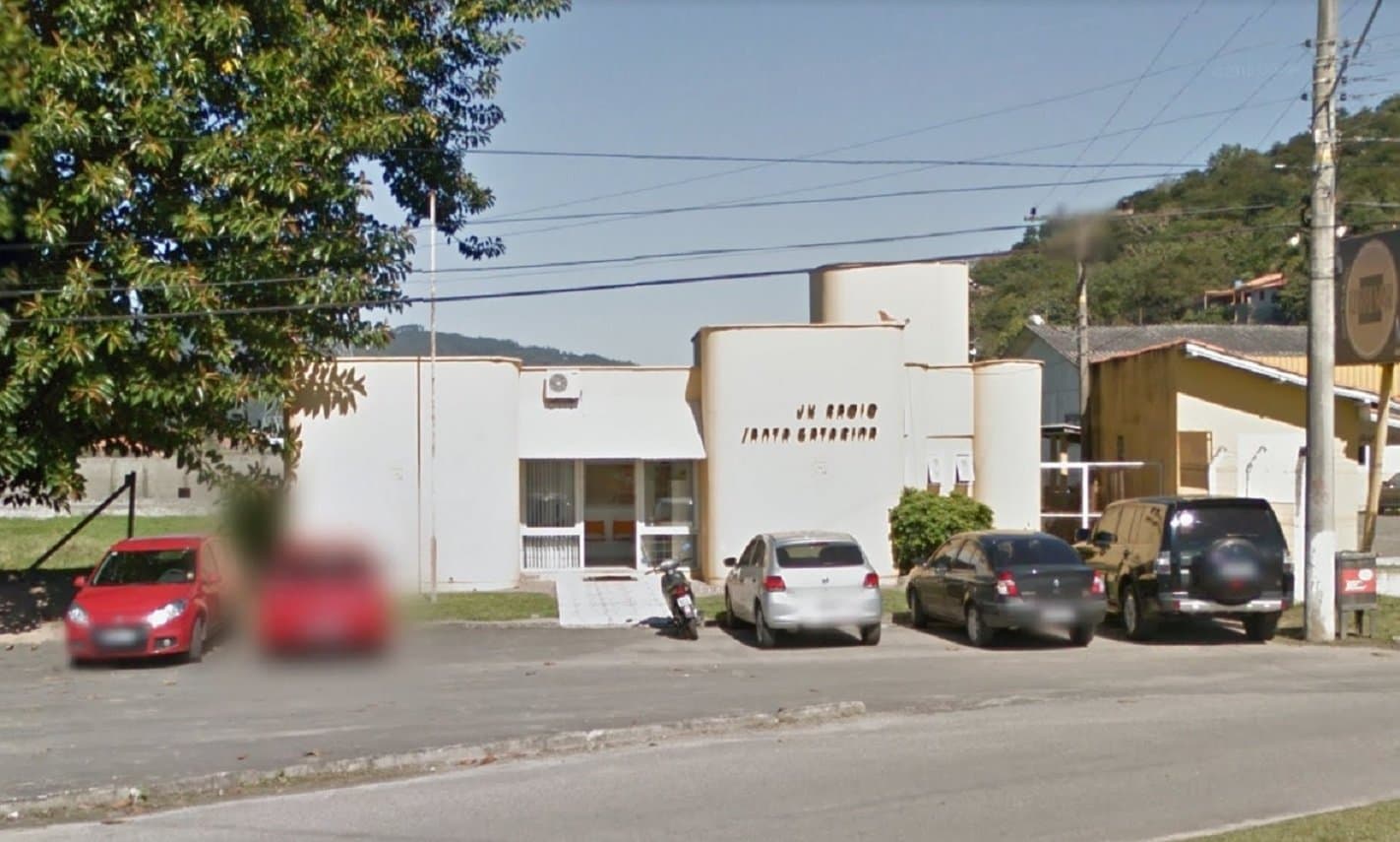 Rádio Santa Catarina é vendida para empresário de Joinville