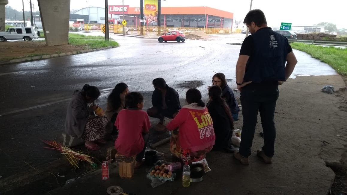 Ministério Público será acionado sobre indígenas embaixo de viaduto