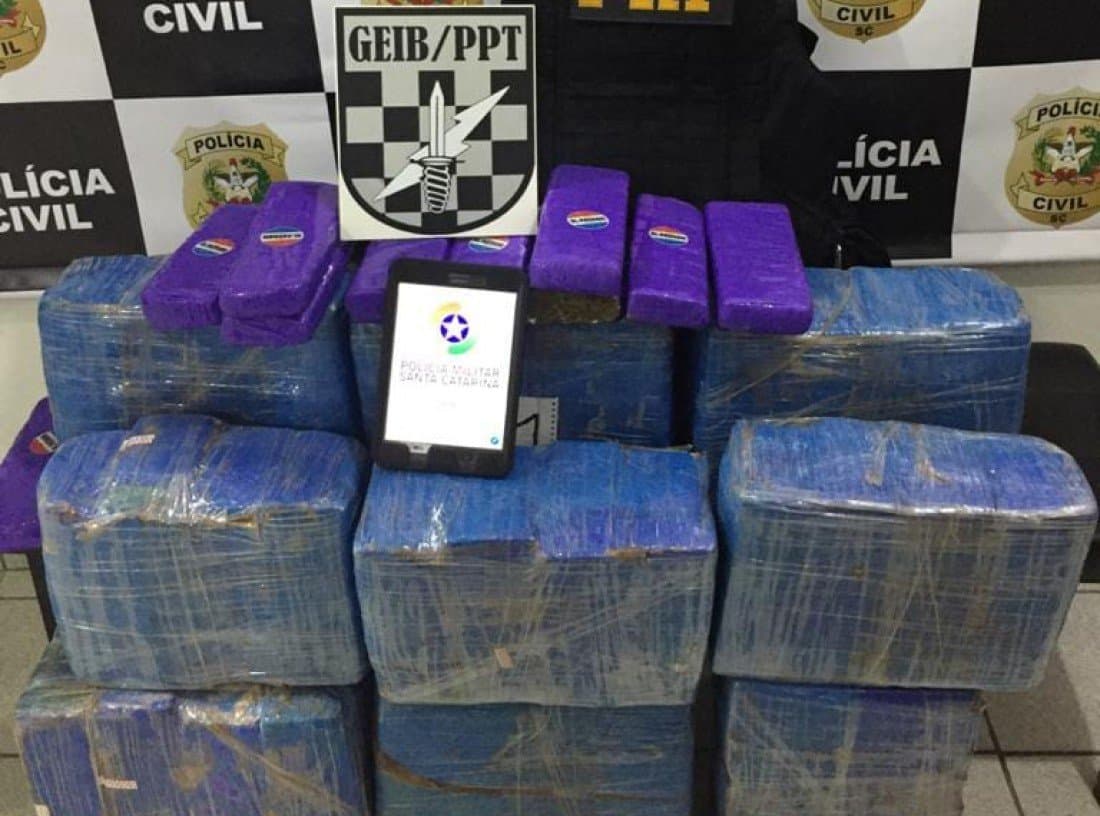 Quase 100 quilos de maconha são apreendidos