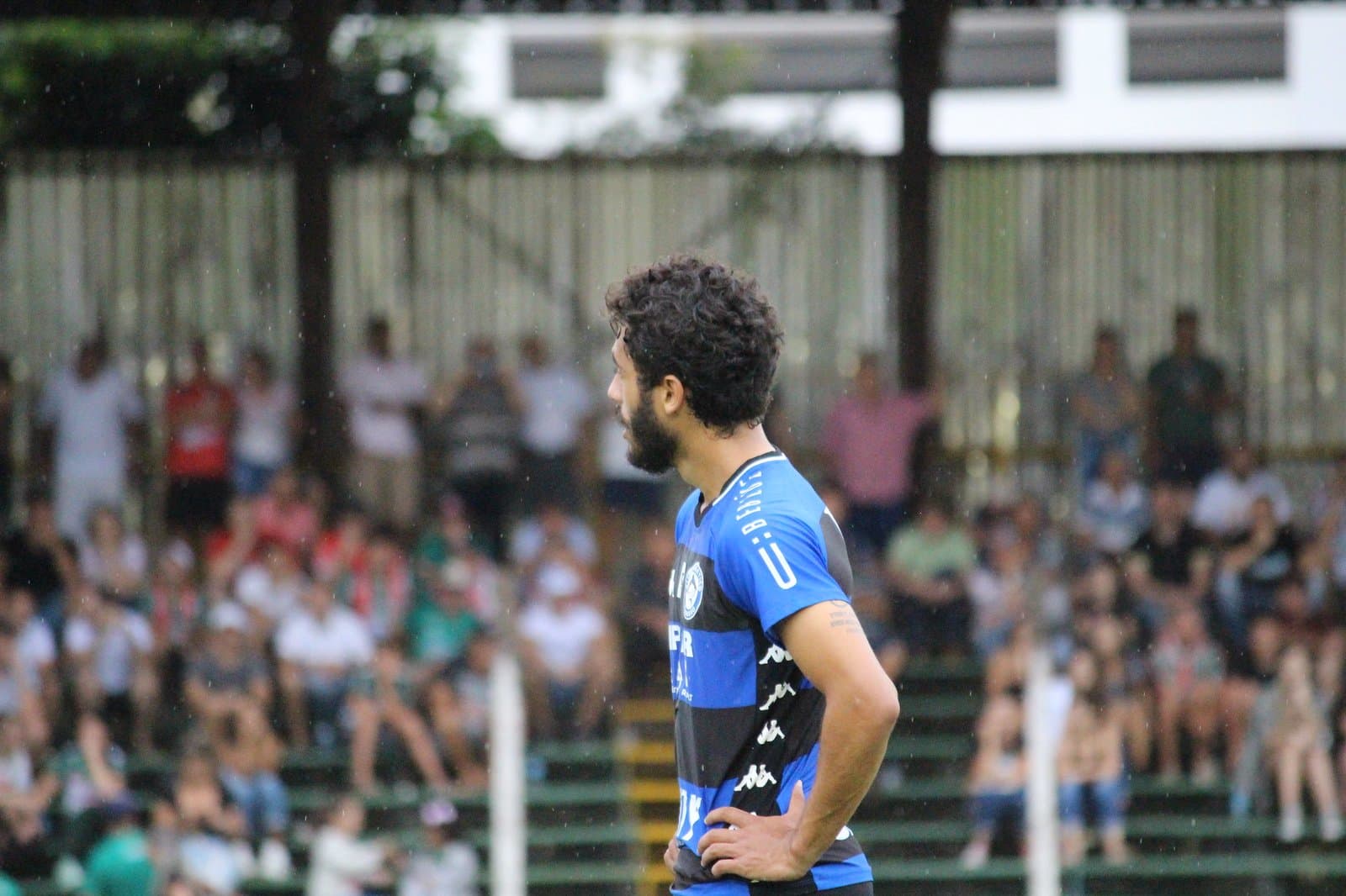 Peixe decepciona e começa a ligar o alerta no Catarinense