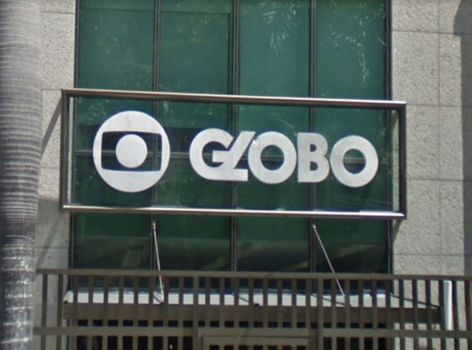 Globo faz megarreunião com autores e expõe “cenários” para volta
