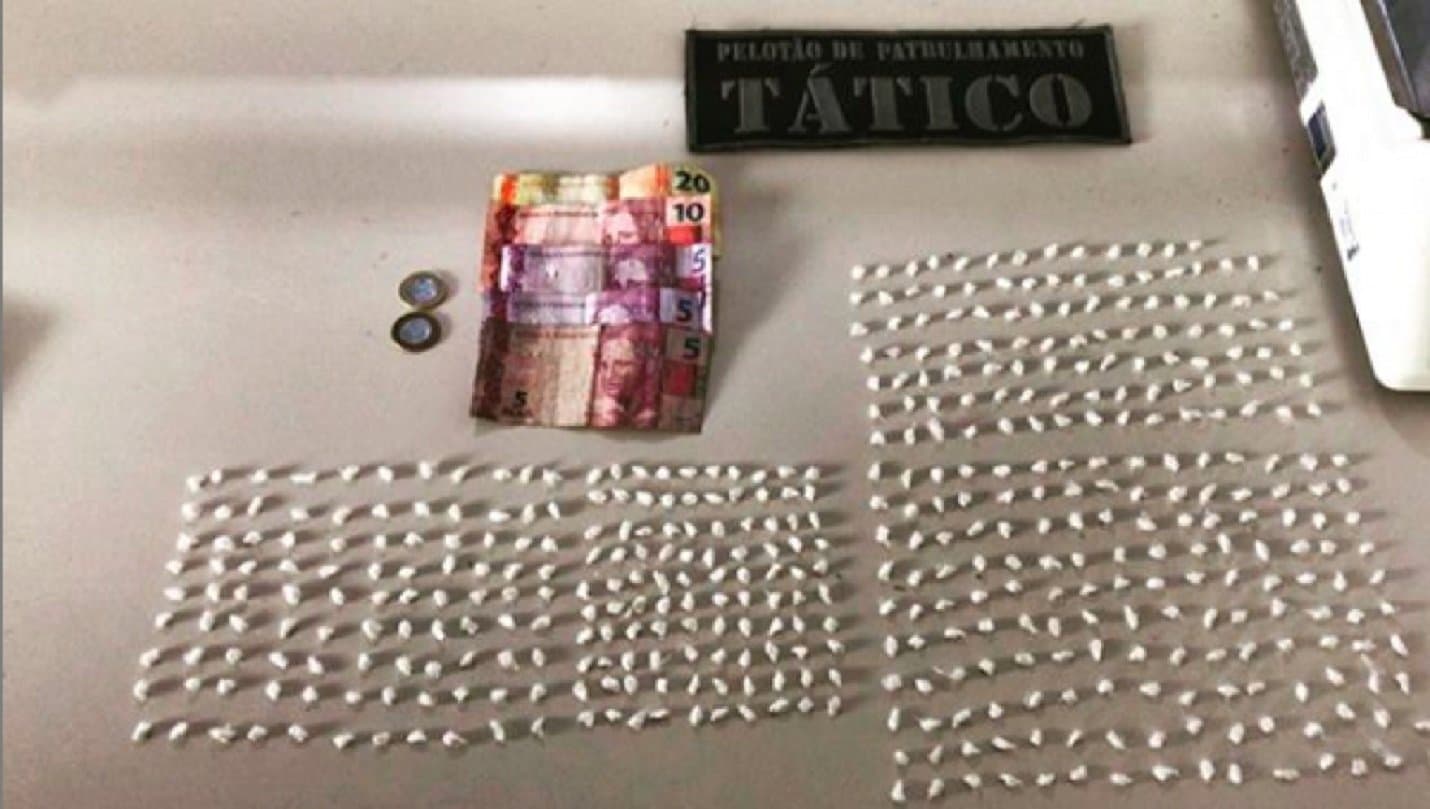 Traficantes são presos com mais de 450 pedras de crack