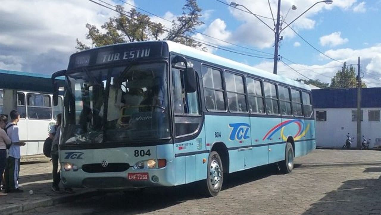 Decreto estadual mantém proibição de transporte coletivo na região