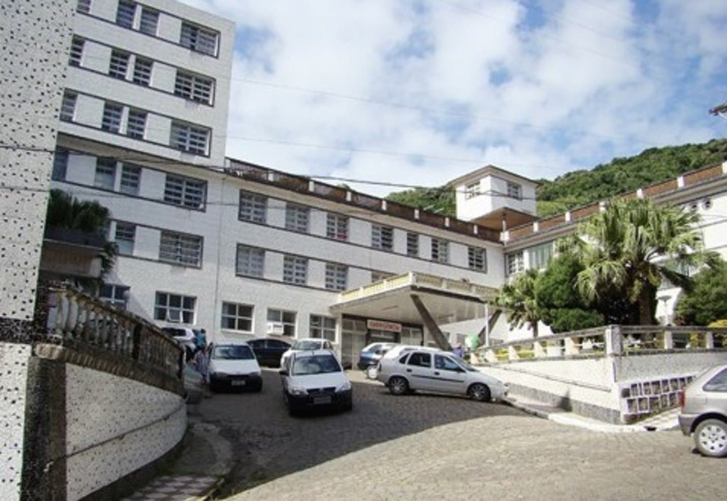 Hospital de Laguna inicia reformas com valor de doações