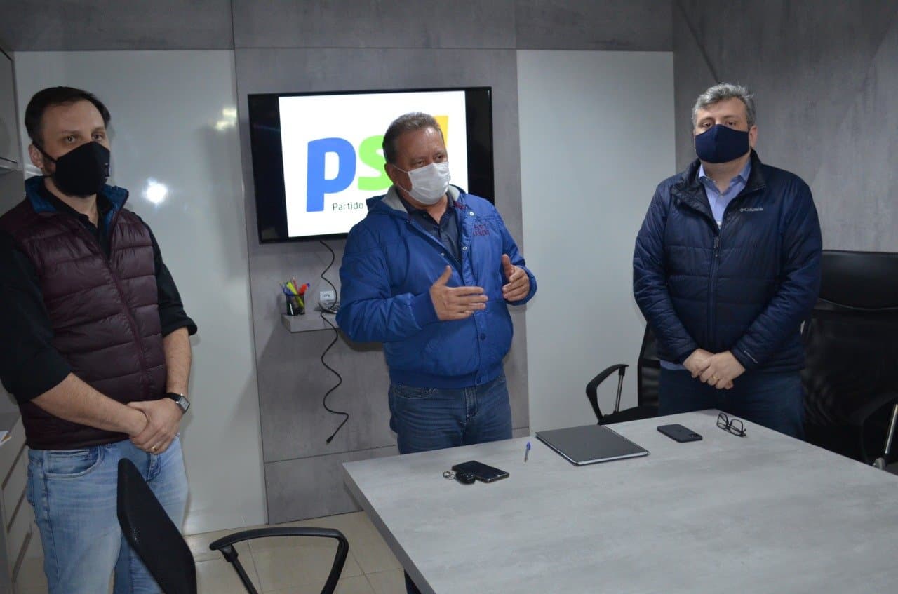 Convenção do PSD confirma Caio Tokarski como candidato a vice; veja lista de candidatos a vereadores